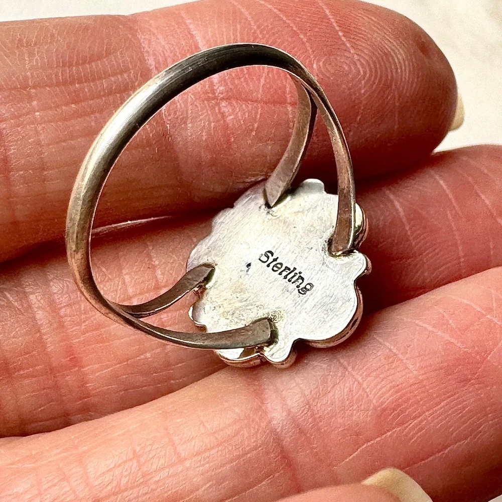 Navajo Flower Ring Orange Spiny Oyster Sz 9 Sterling Silver Scalloped Native